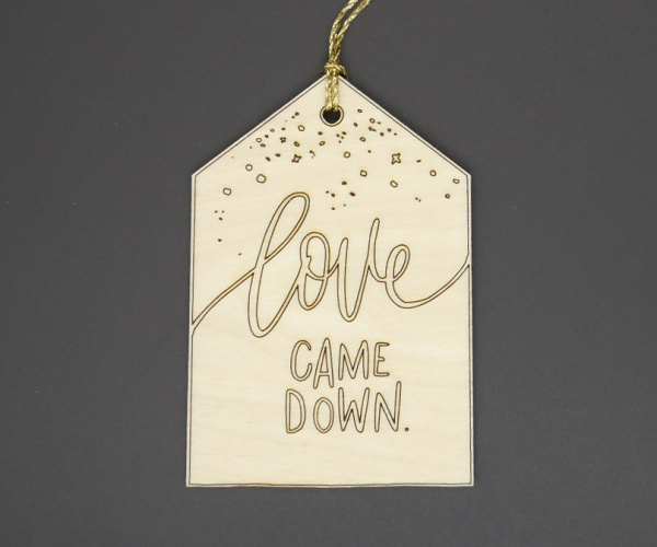 Anhänger "Love came down" groß